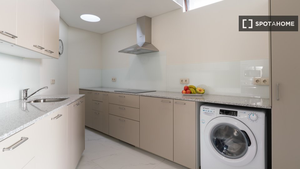 Apartment Porto, 2 beds, 55m² — photo 8
