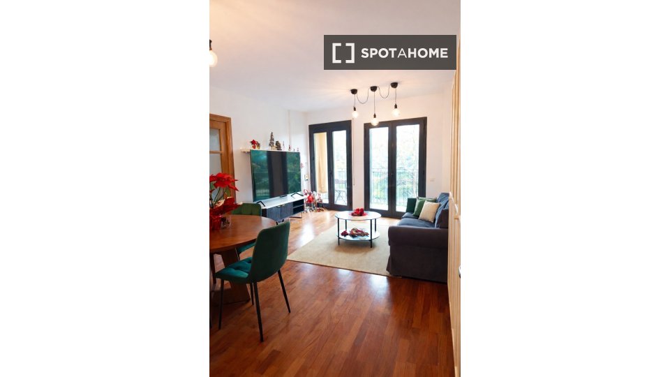 Double room Barcelona, 4 beds, 90m² — photo 15