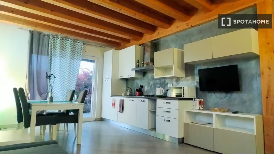 Apartment Rome, 2 beds — photo 6