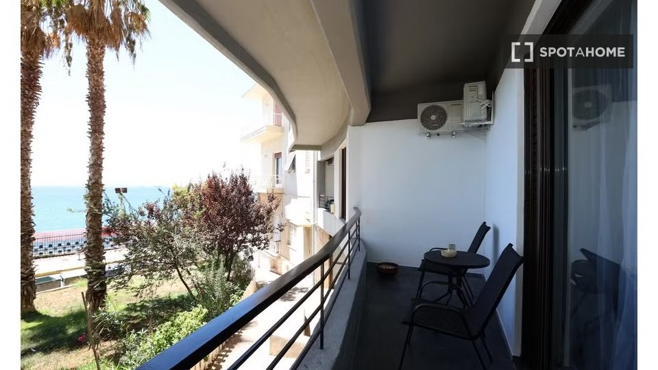 Double room Athens, 4 beds — photo 18