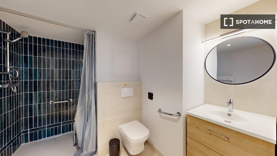 Double room Paris, 12 beds — photo 12