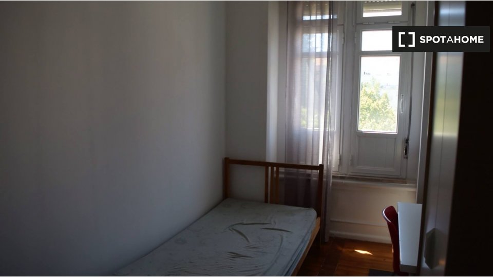 Double room Lisbon, 7 beds — photo 2