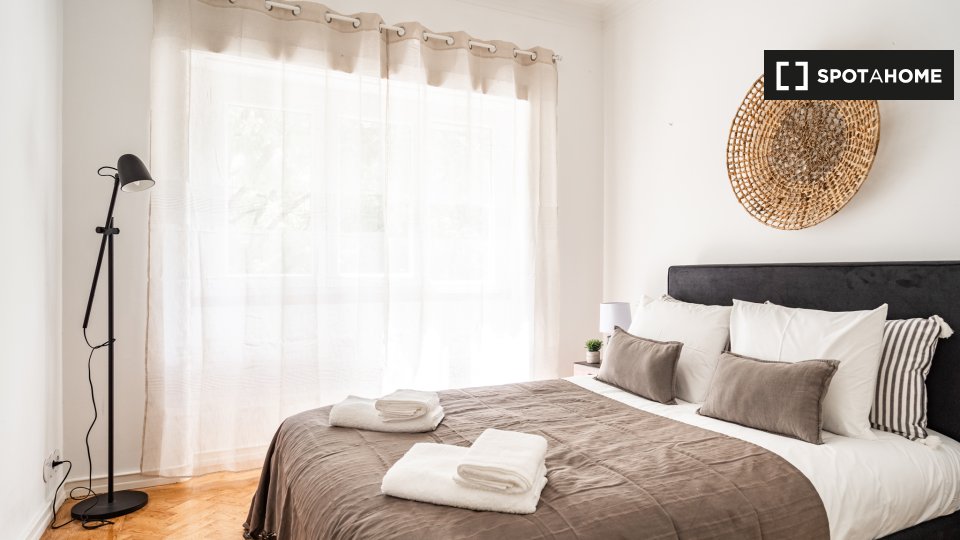 Apartment Lisbon, 1 bed — photo 4