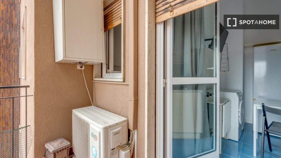 Double room Milan, 3 beds, 105m² — photo 16