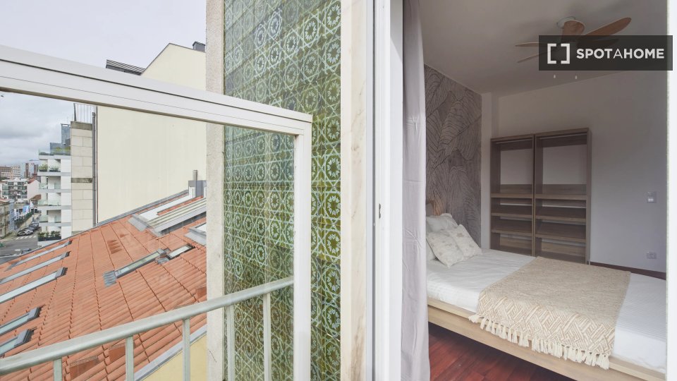 Double room Lisbon, 7 beds — photo 17