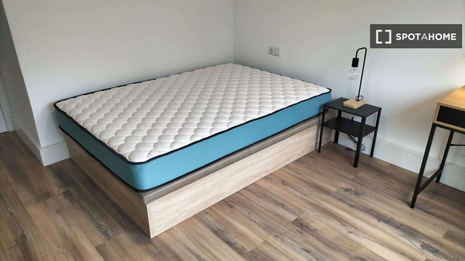 Double room Valencia, 4 beds — photo 11