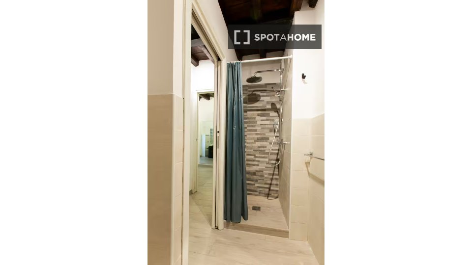 Apartment Rome, 1 bed — photo 18