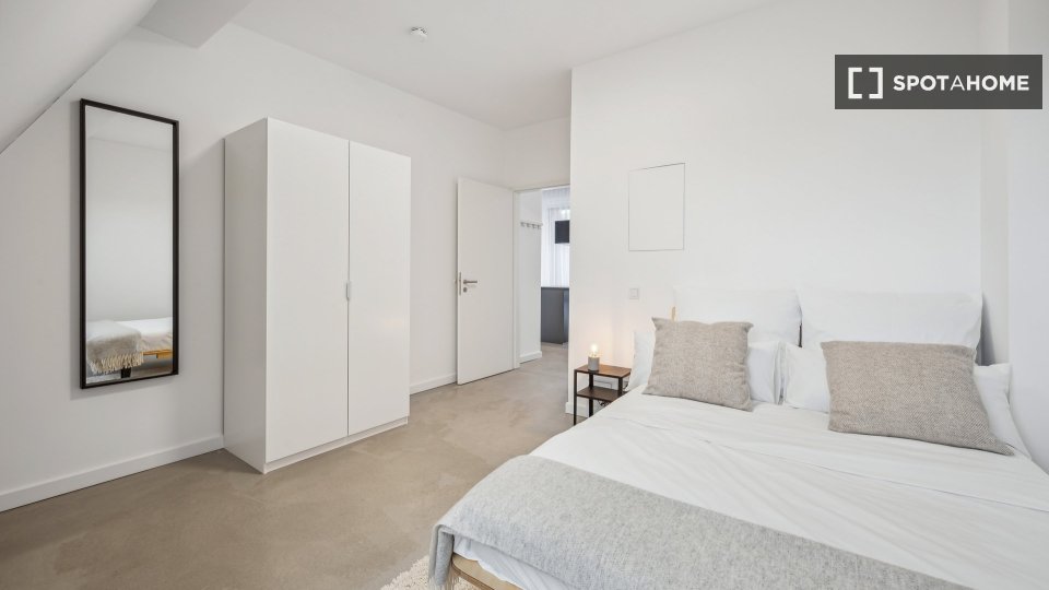 Double room Berlin, 3 beds, 60m² — photo 23