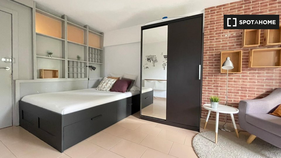 Double room Barcelona, 4 beds, 124m² — photo 1