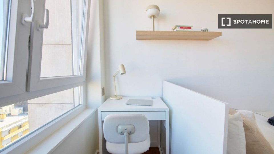 Double room Lisbon, 10 beds — photo 9