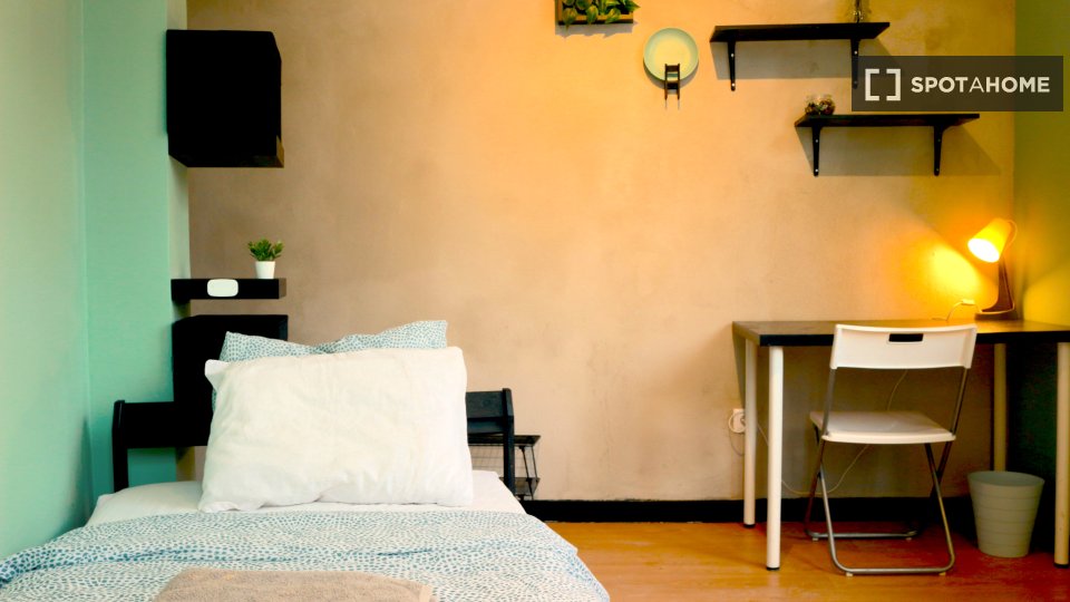Double room Porto, 6 beds, 300m² — photo 21