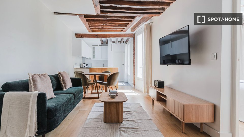 Apartment Paris, 1 bed, 42m² — photo 2