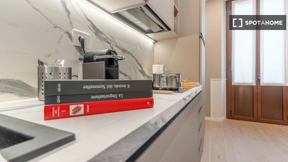 Apartamento Milán, 2 habitaciones, 80m² — foto 13