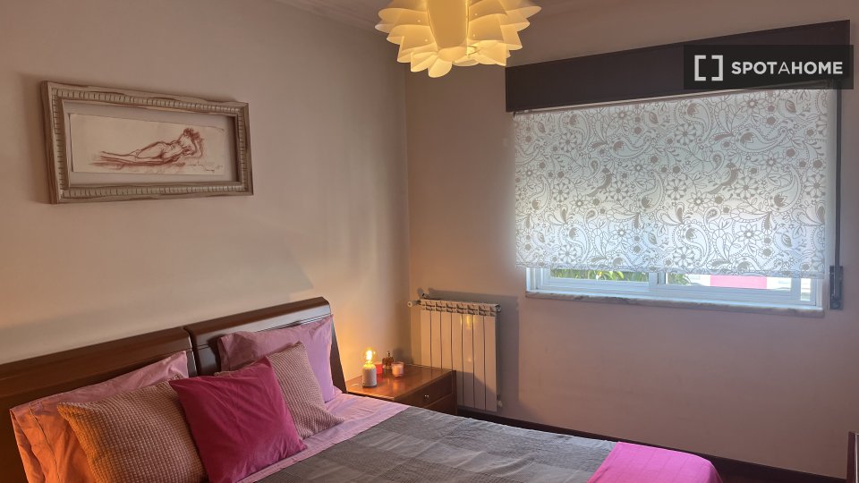 Double room Lisbon, 4 beds, 150m² — photo 13