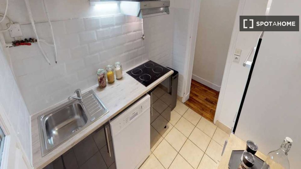 Double room Paris, 4 beds, 90m² — photo 7
