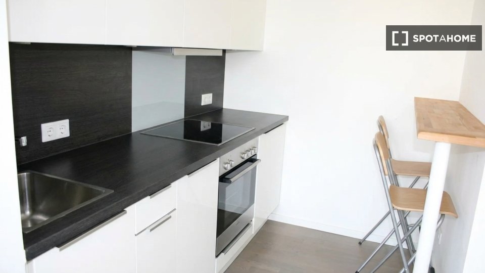 Double room Berlin, 4 beds, 49m² — photo 28