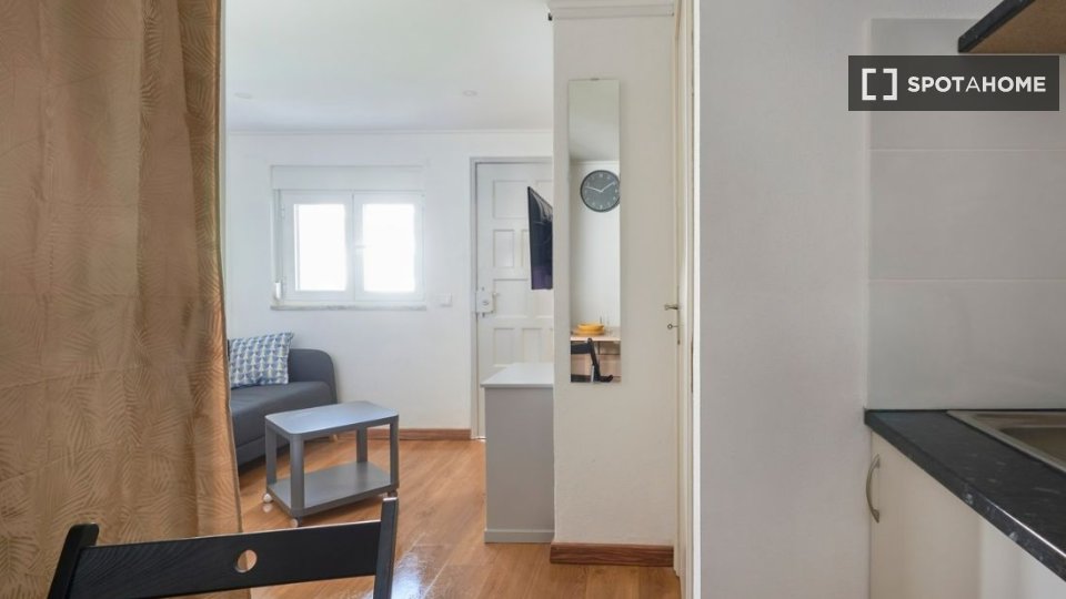 Apartment mono Lisbon — photo 7