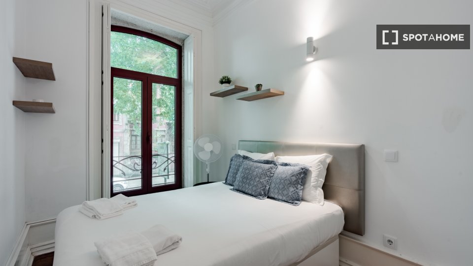 Apartment Porto, 4 beds, 105m² — photo 11