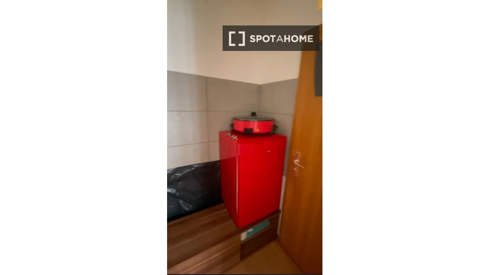 Apartment mono Frankfurt, 12m² — photo 1