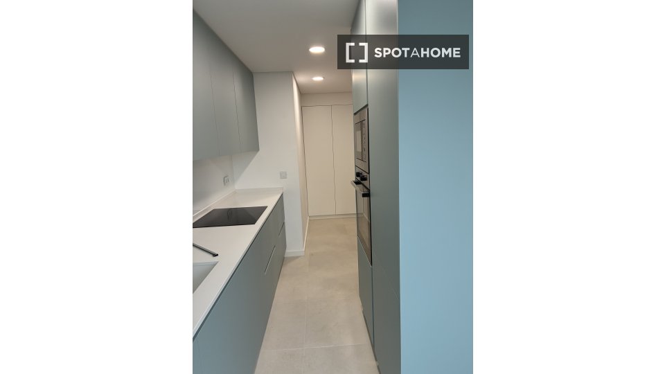 Double room Lisbon, 2 beds, 90m² — photo 2