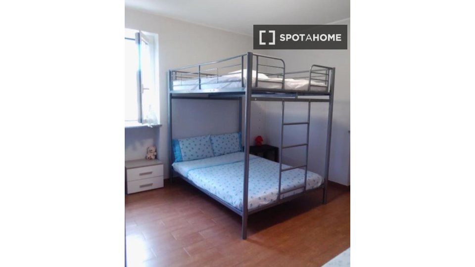 Double room Milan, 4 beds — photo 17