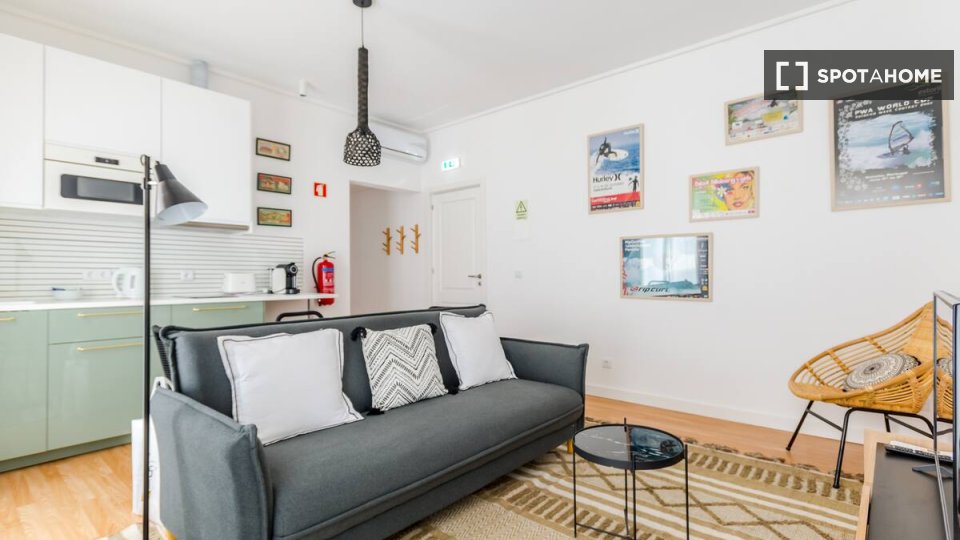 Apartment Lisbon, 2 beds — photo 12