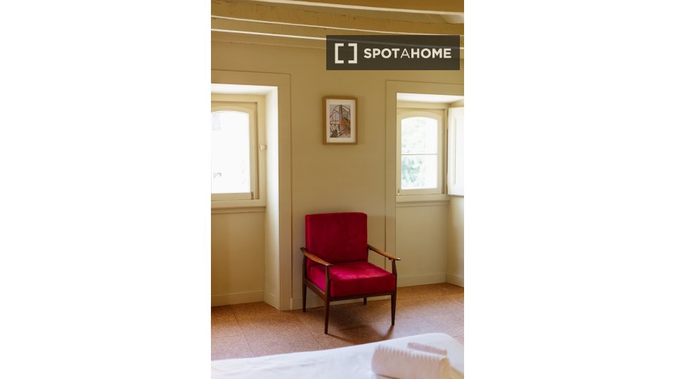 Apartment mono Lisbon, 60m² — photo 12