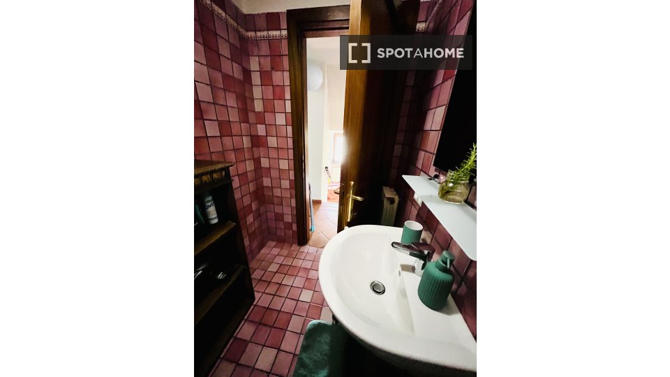 Double room Perugia, 3 beds, 100m² — photo 4