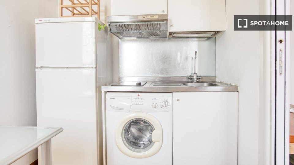 Apartment Milan, 1 bed, 53m² — photo 17
