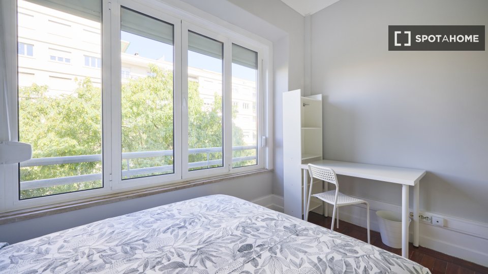 Double room Lisbon, 16 beds — photo 4
