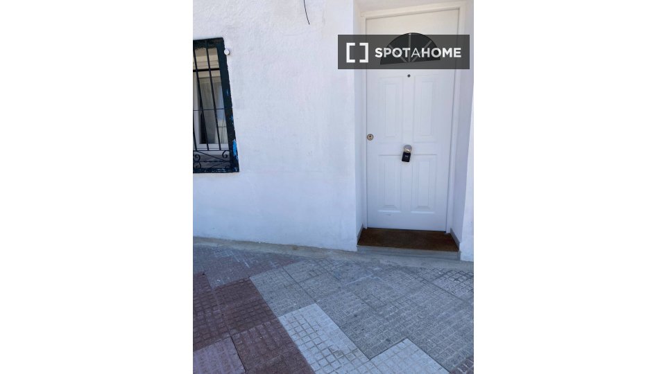 Apartment Madrid, 1 bed — photo 9