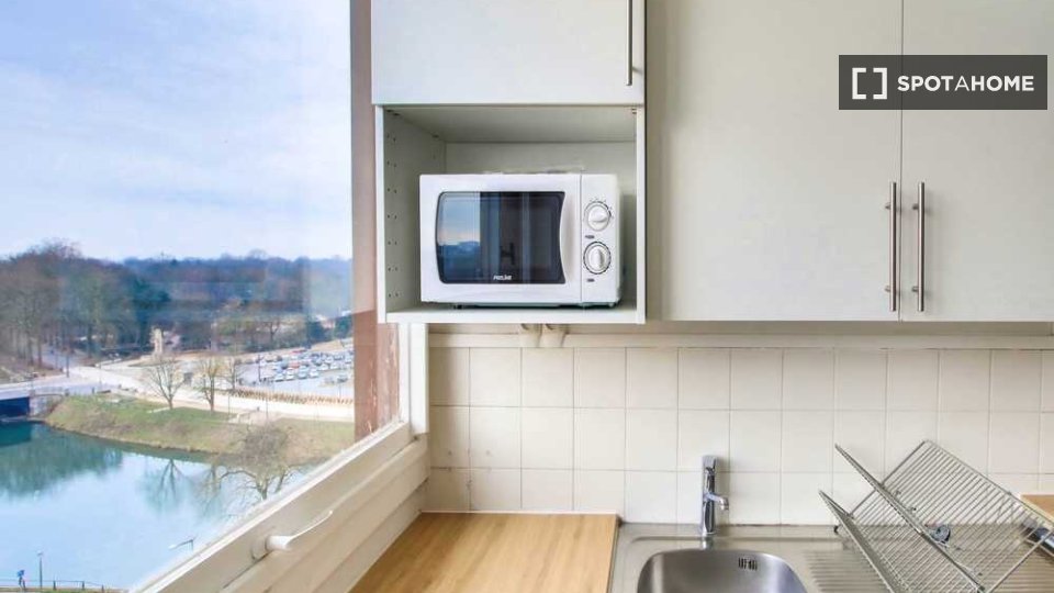 Double room Lille, 3 beds, 70m² — photo 12