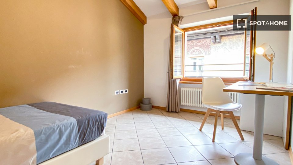 Double room Trento, 2 beds — photo 10