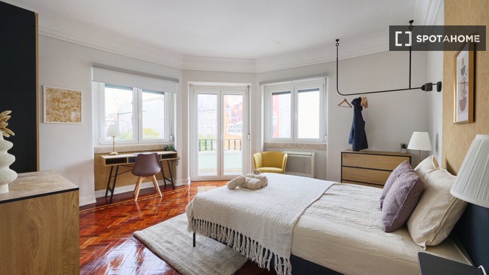 Double room Lisbon, 6 beds — photo 1