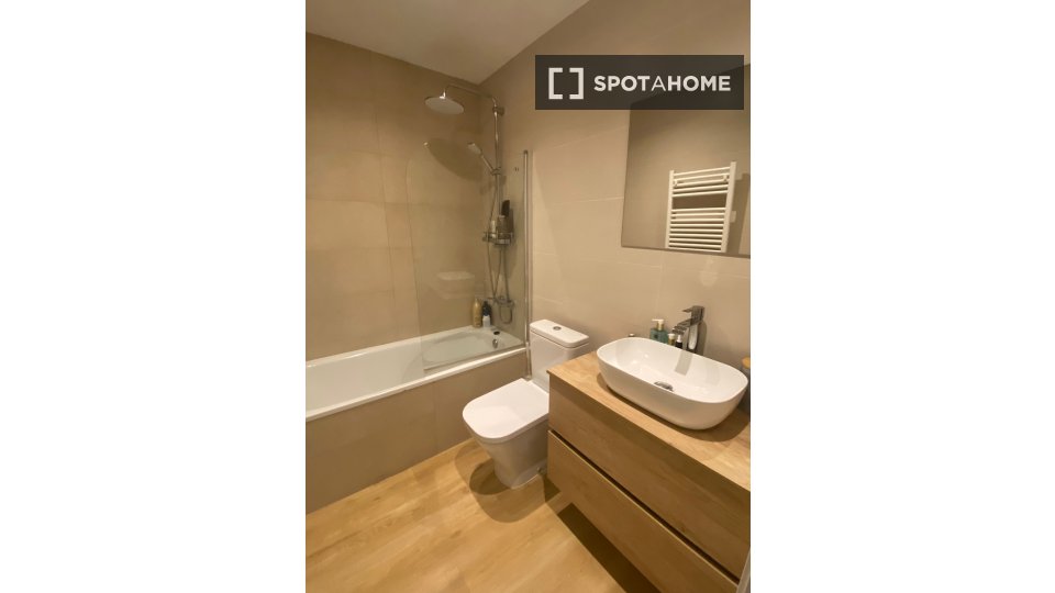 Apartment Madrid, 3 beds, 83m² — photo 5