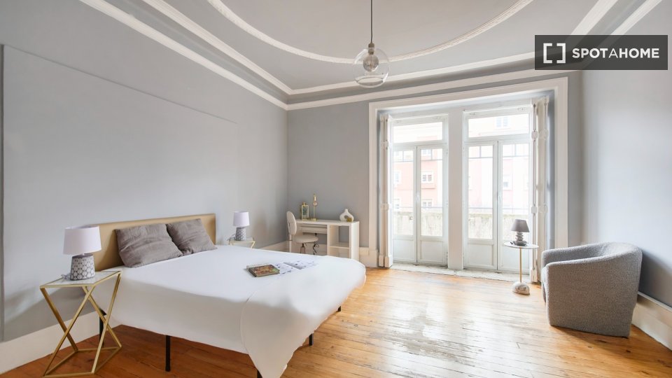 Double room Lisbon, 8 beds — photo 26