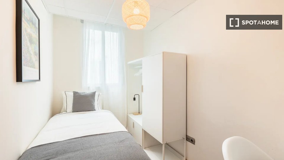 Double room Valencia, 6 beds — photo 19
