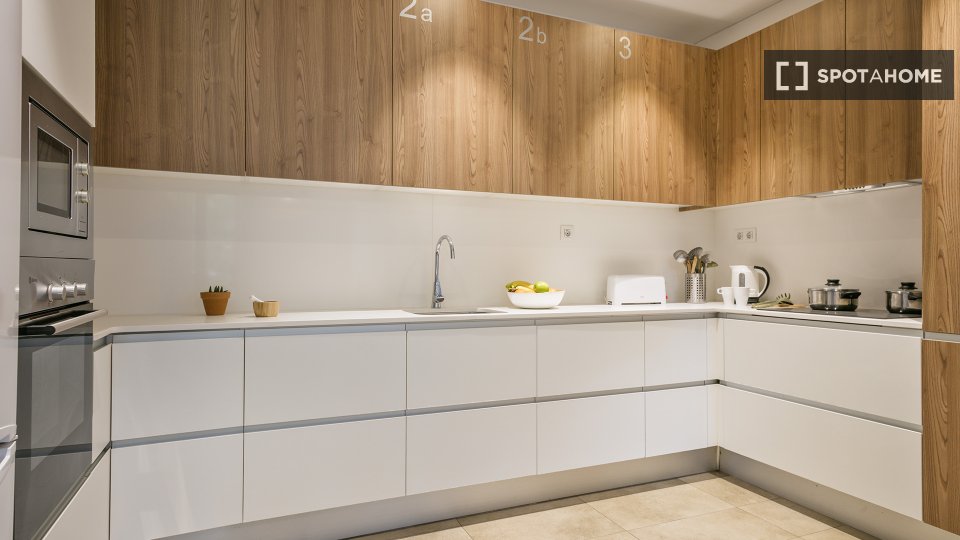 Double room Barcelona, 3 beds — photo 4