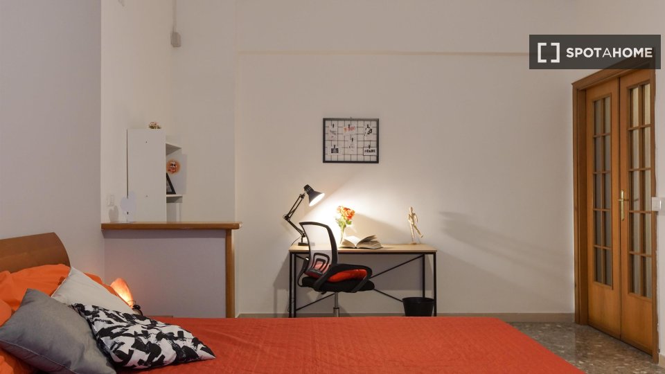 Camera doppia Napoli, 5 camere — foto 4
