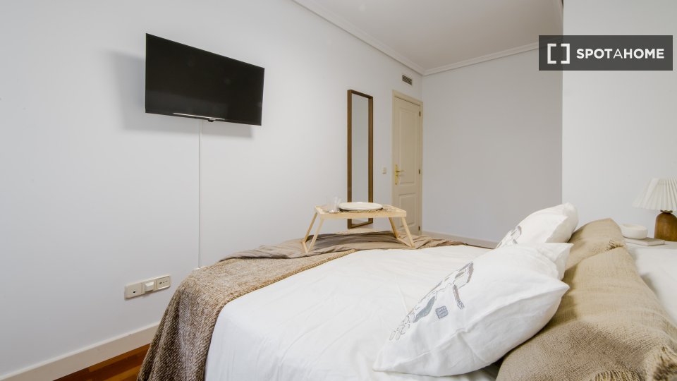 Double room Madrid, 8 beds — photo 19