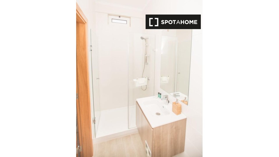 Apartment Lisbon, 2 beds — photo 5