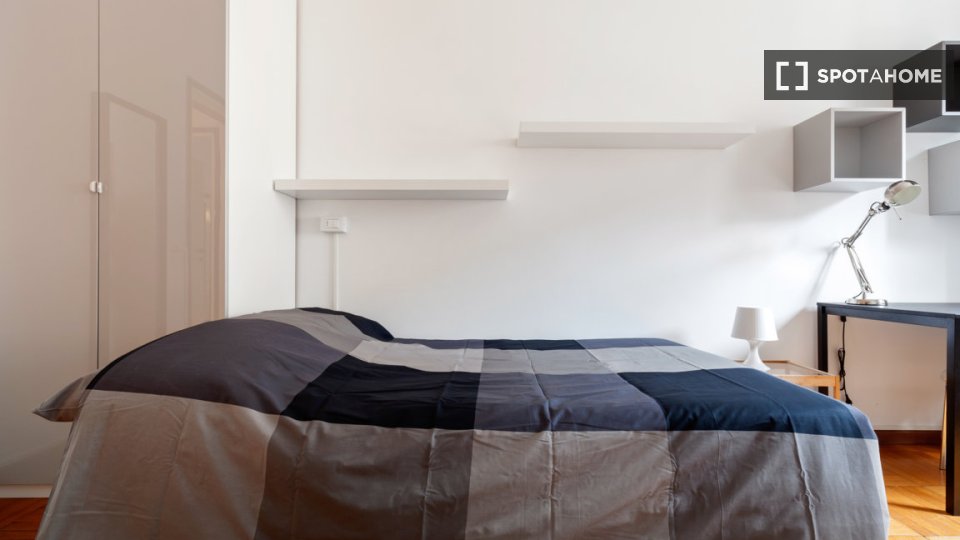 Double room Milan, 4 beds, 139m² — photo 1