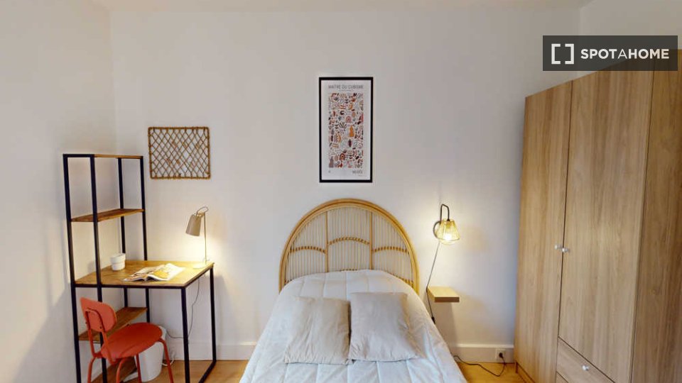 Double room Paris, 5 beds, 120m² — photo 19