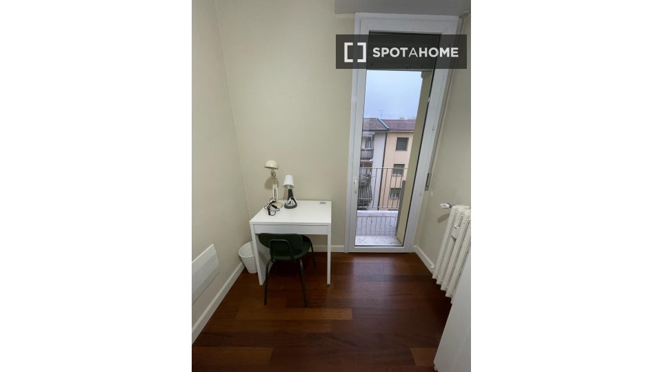 Double room Bologna, 8 beds, 185m² — photo 14
