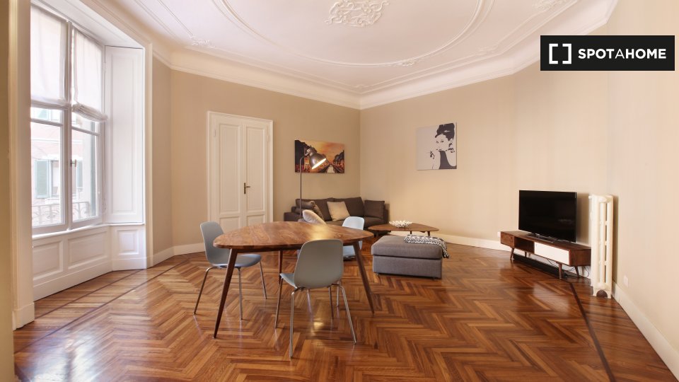 Apartment Milan, 1 bed, 75m² — photo 2
