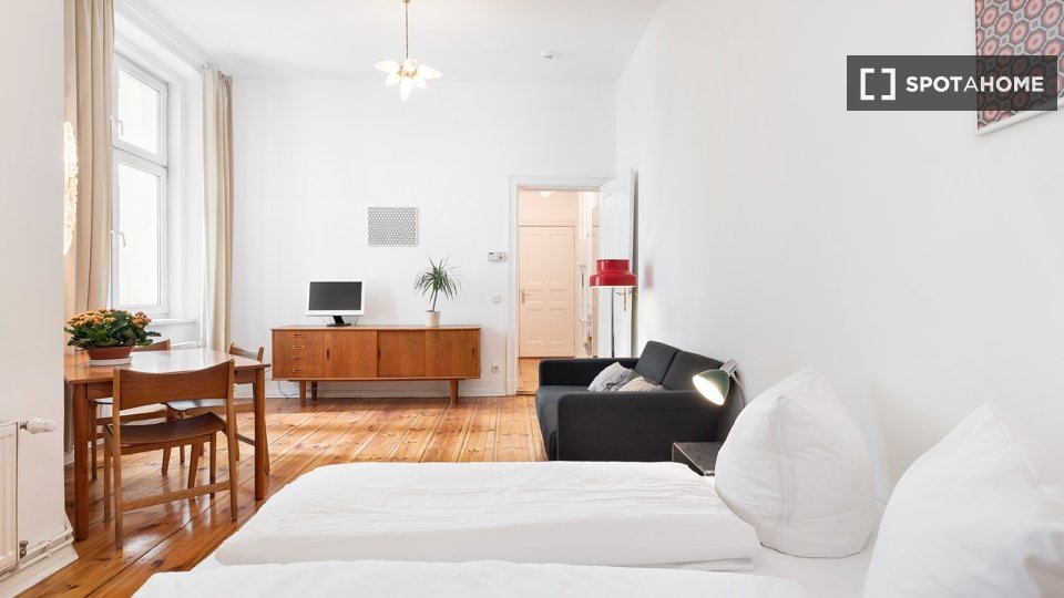 Apartment mono Berlin, 38m² — photo 2