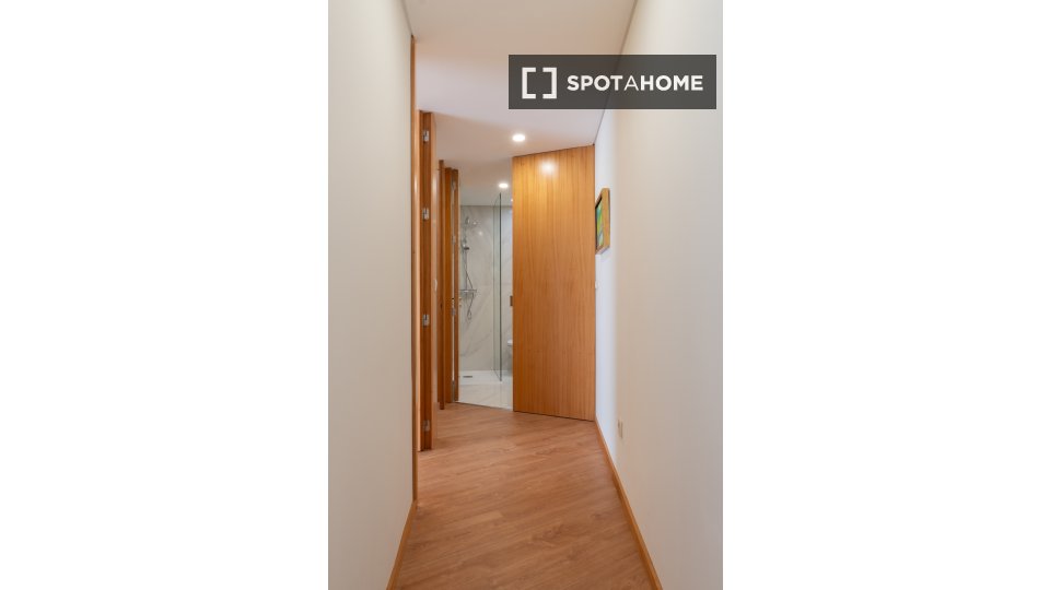 Apartment Porto, 2 beds, 55m² — photo 16