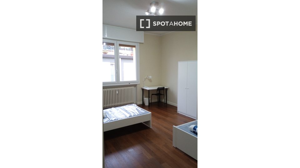 Double room Bologna, 8 beds, 185m² — photo 11