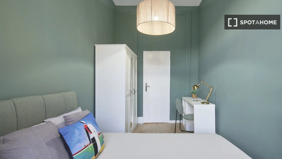 Double room Lisbon, 9 beds — photo 3