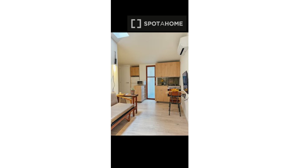 Apartment Barcelona, 1 bed, 40m² — photo 7